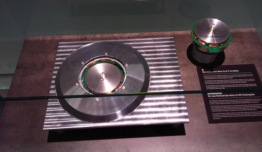 Technics SL 1200 mk7